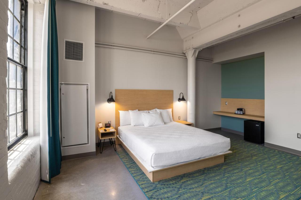 The Warehouse Hotel At Champion Mill 해밀턴 외부 사진